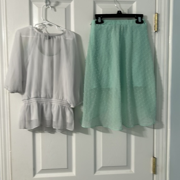 7/8 skirt set my Amy Byer teal colored - Picture 4 of 6